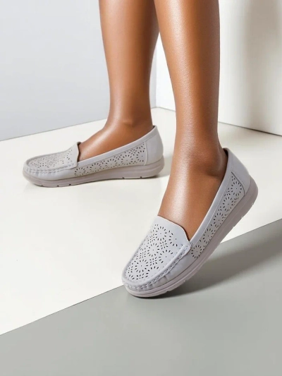 Royalfashion Damen perforierte Mokassins Besset