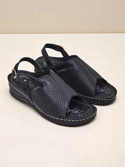 Royalfashion Damen Sandalen mit niedrigem Keilabsatz Mira