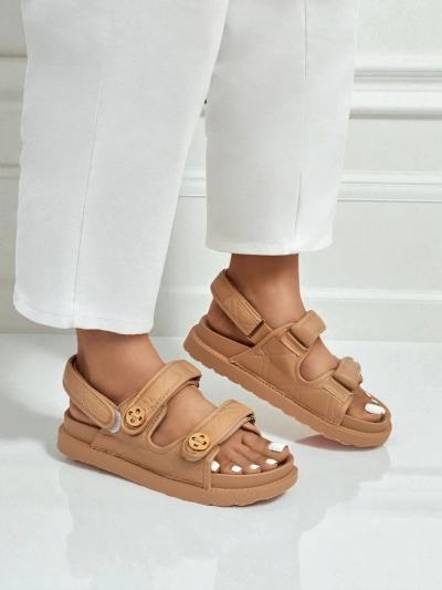 Royalfashion Damensandalen auf dickerer Sohle Vivere
