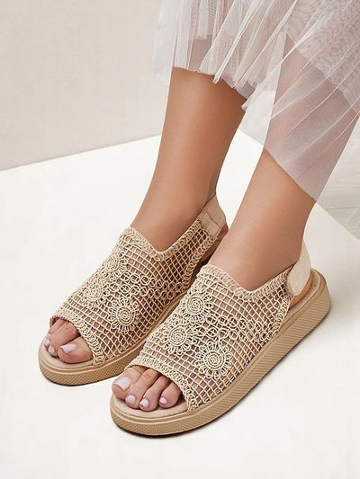 Royalfashion Damen-Sandalen mit Lochmuster und Levay-Obermaterial