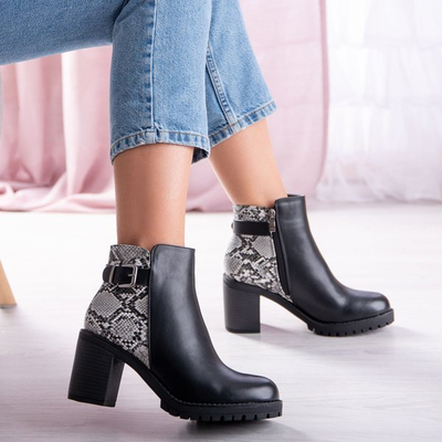 Schwarze Stiefeletten an der höheren Säule Claretta - Footwear