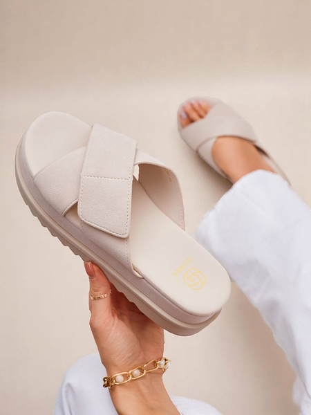 Royalfashion Damensandalen flach Evre