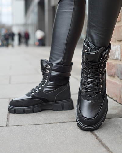 Schwarzer isolierter Damenstiefel Kasemi- Footwear