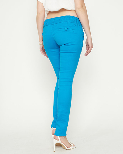 Blaue Damenhose aus Stoff mit niedriger Taille - Kleidung