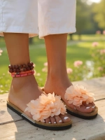 Світло-рожевий || рожевий