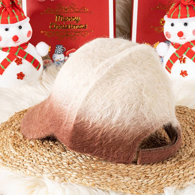 Pelzmütze mit Visier in Braun - Mützen