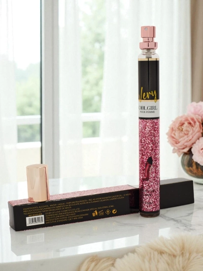 Inspirierte Damen Eau de Parfum Very Cool Girl Glam