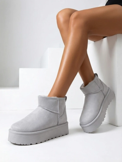 Royalfashion Kurze Damen Schneestiefel a'la Fofio