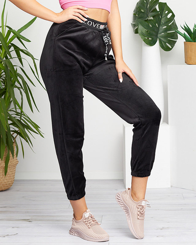 Schwarze Damen-Velours-Sweatpants PLUS SIZE - Bekleidung