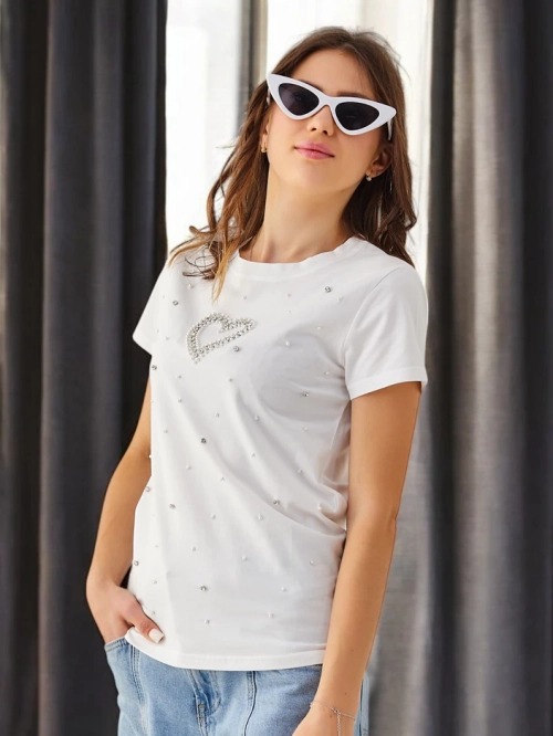 Royalfashion Жіноча бавовняна футболка з бісерами у формі серця
