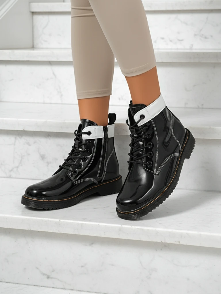 Damen Stiefeletten Perseida Nero aus ökologischem Lackleder, zum Schnüren