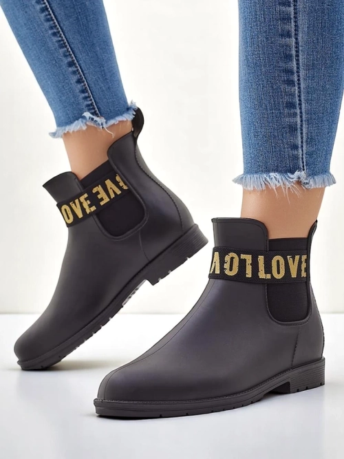 Royalfashion Жіночі матові дощовики з написом Love Love