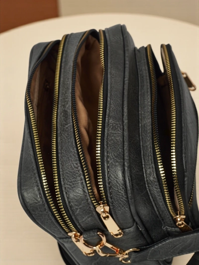 Kleine Damenhandtasche aus Öko-Leder Hidden Thorn