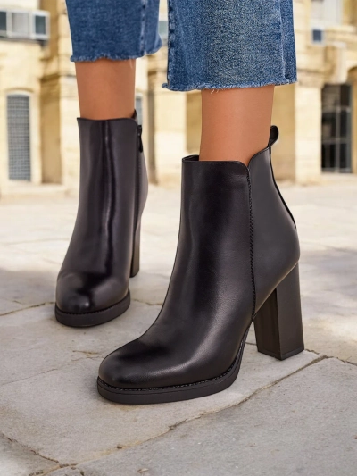 Royalfashion Damen-Stiefeletten an einem Pfosten Erozi