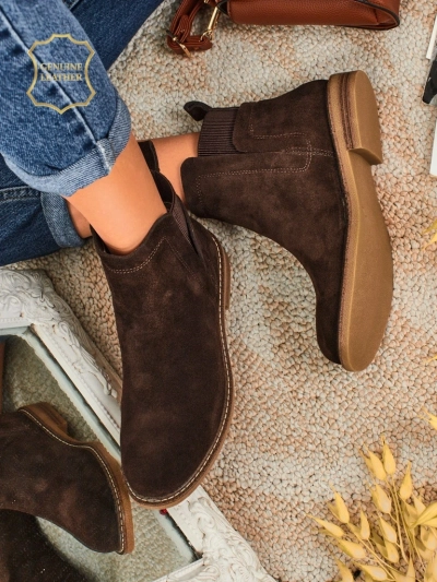 Altesse Stiefeletten in Dunkelbraunem Wildleder