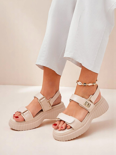 Royalfashion Damensandalen mit dickerer Sohle Aganda