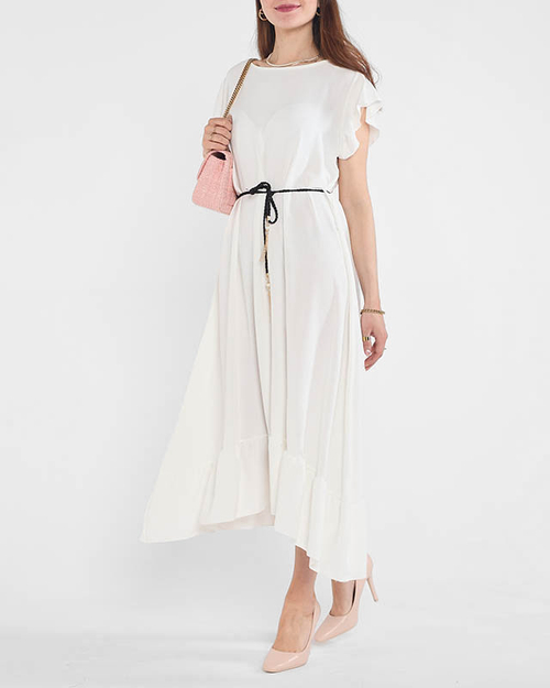 Біла жіноча сукня з оборками