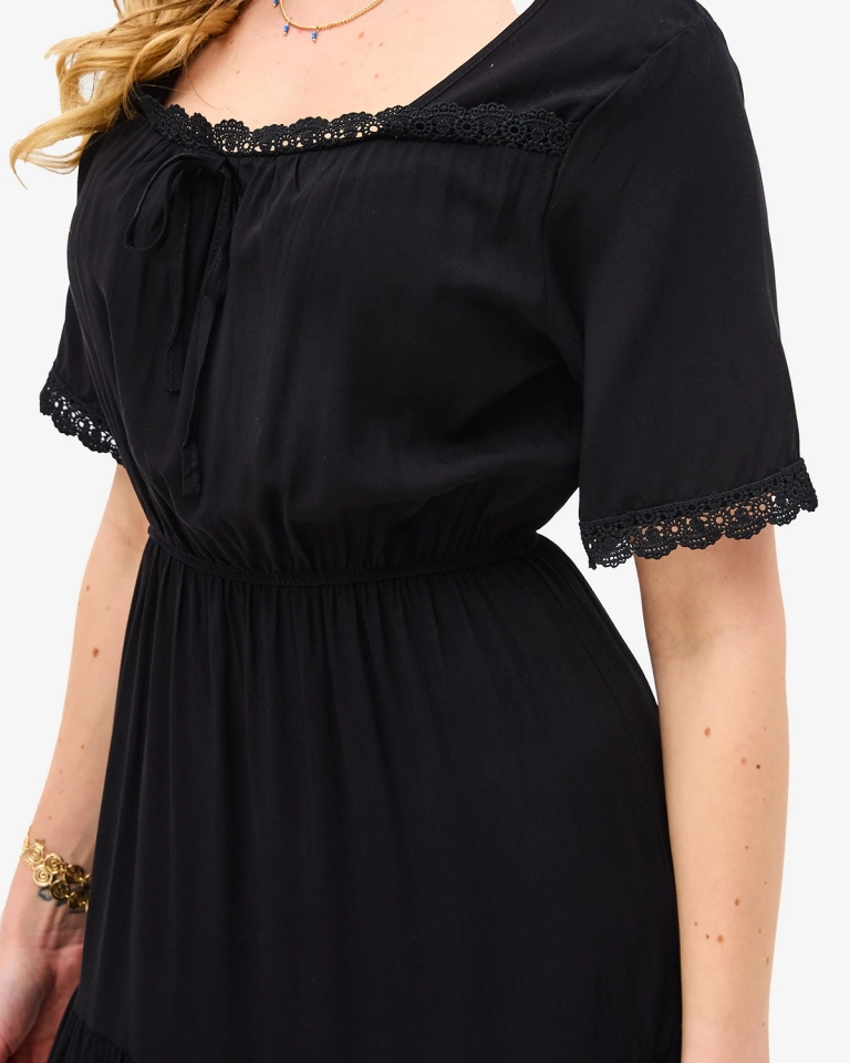 Schwarzes langes Damenkleid mit kurzen Ärmeln- Kleidung