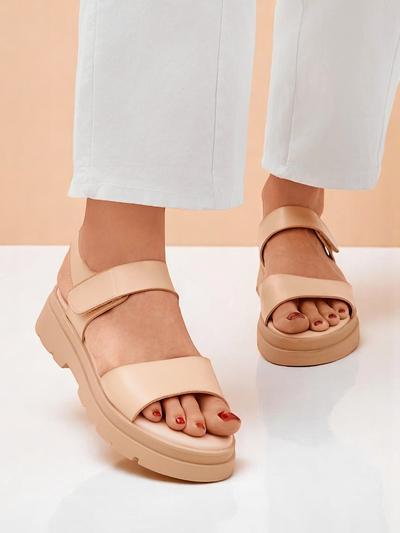 Royalfashion Damensandalen mit dicker Sohle Otvanna
