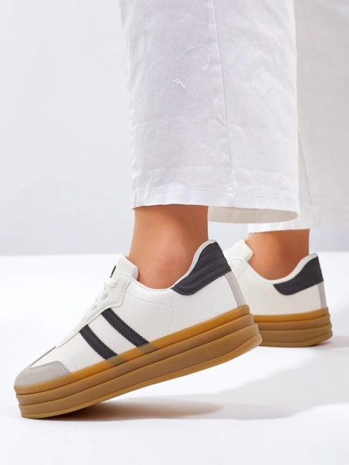 Royalfashion Жіночі спортивні кросівки з гумовою підошвою Allexx