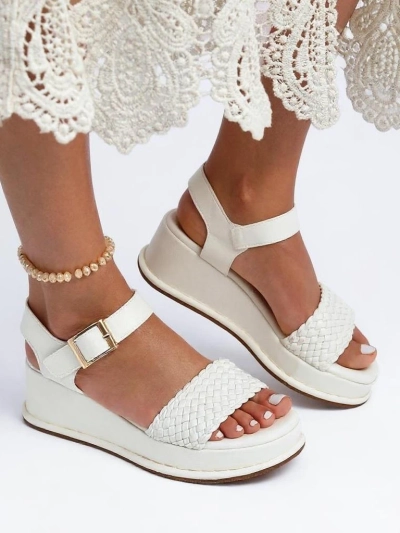 Royalfashion Damen Keilsandalen mit geflochtenem Riemen Fiolle