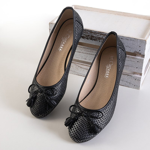 Чорні балетки з тисненням Sybilin