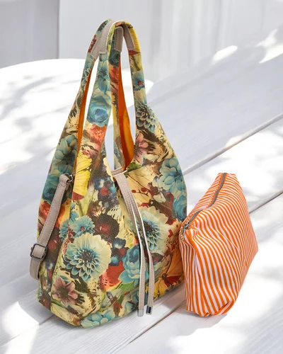 Royalfashion Große Stofftasche mit Blumen, mit einem Kosmetiktäschchen und Magnetverschluss