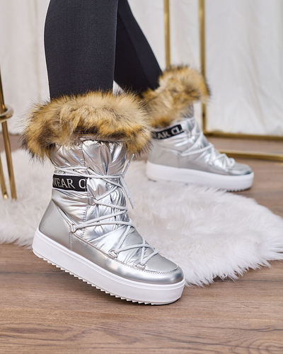 Royalfashion Silberne Schlupfstiefel a'la Schneestiefel für Damen Gomllo