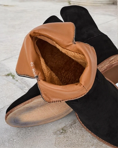 Kuhfashion Cowboy-Stiefel auf einem überzogenen Keilabsatz Blueston