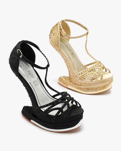 Чорні жіночі туфлі-човники з цирконами Nekko- Footwear