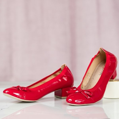 Rote Pumps mit niedrigen Absätzen Carmen - Schuhe 1