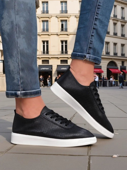 Royalfashion Жіночі перфоровані спортивні туфлі Pumbes