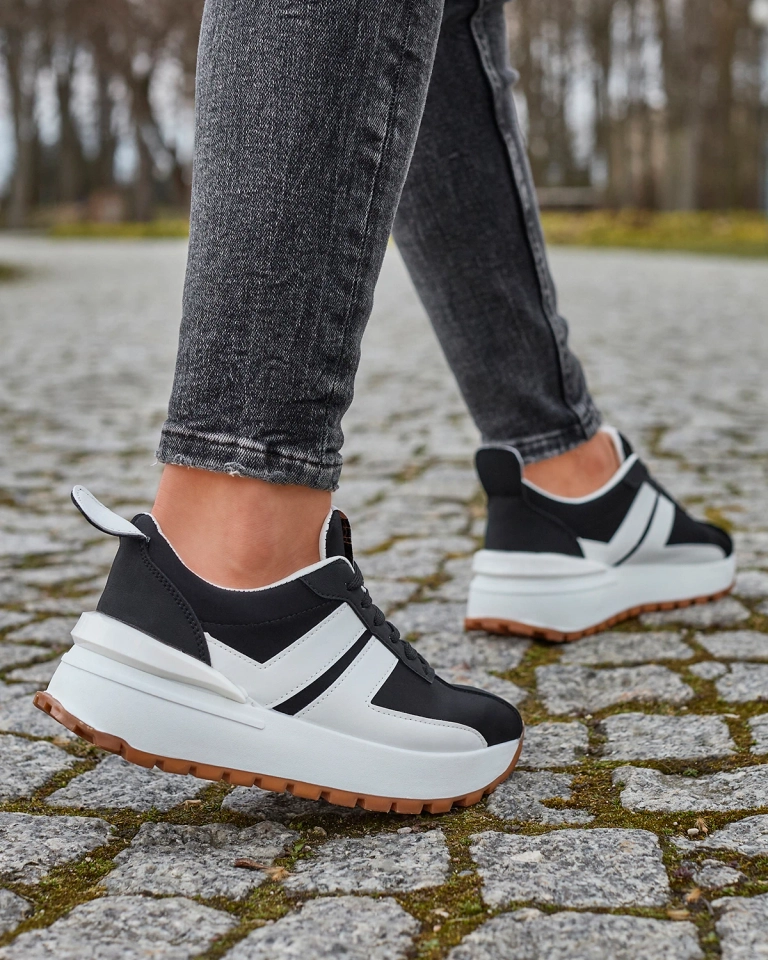 Schwarze Damen-Sportschuhe aus Öko-Leder mit bunten Einsätzen Tifora- Footwear