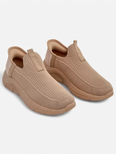 Damen Slip-On Schuhe Selene Beige – bequeme Sneakers mit flachem Absatz