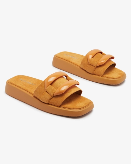 Коричневі жіночі шльопанці з екозамші Omve - Взуття