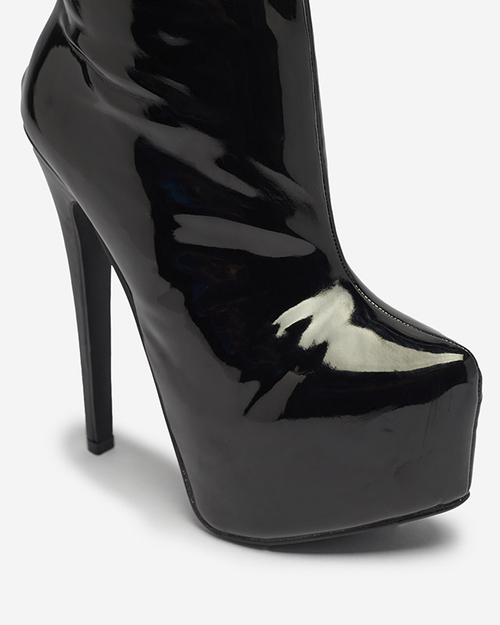 Жіночі лаковані чоботи вище коліна чорного кольору Leccie- Footwear