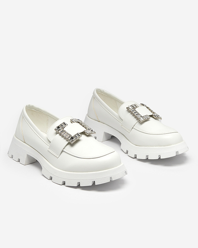 OUTLET Mattweiße Damenschuhe mit silberner Vusito-Schnalle - Schuhe