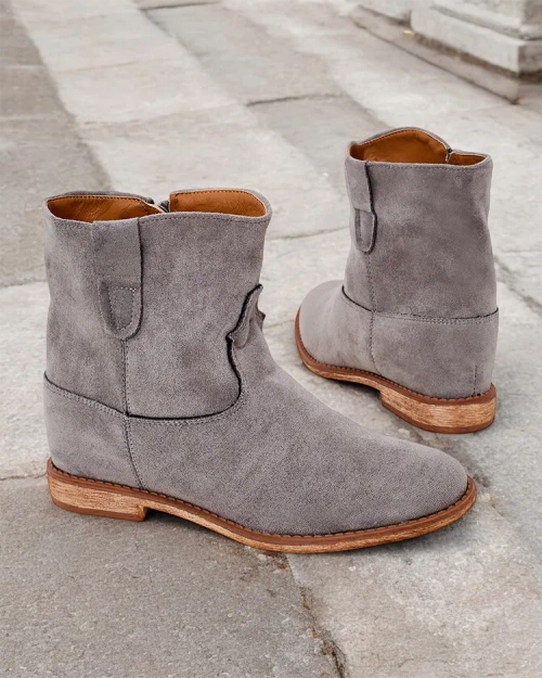 Ковбойські черевики Royalfashion на критому клині Patorias