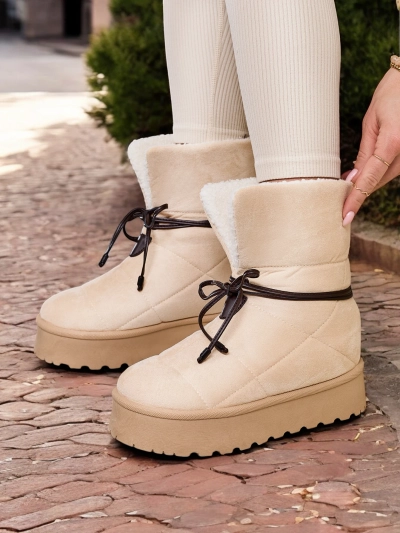 Royalfashion Damen Schnürstiefel mit Kunstleder- und Stoffmaterialkombination. Innen angenehm gefüttert mit Fell, zum Hineinschlüpfen. Perfekt für den Winter! 87654321 <p> DAMENSTIEFEL SCHNEESTI