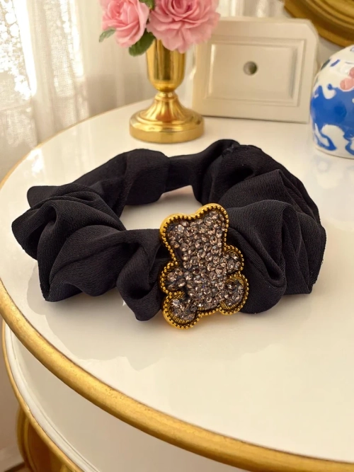 Royalfashion Гумка для волосся з декоративним ведмедиком Satin Teddy