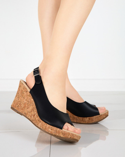 OUTLET Schwarze Damensandalen mit Keilabsatz Erona- Schuhe