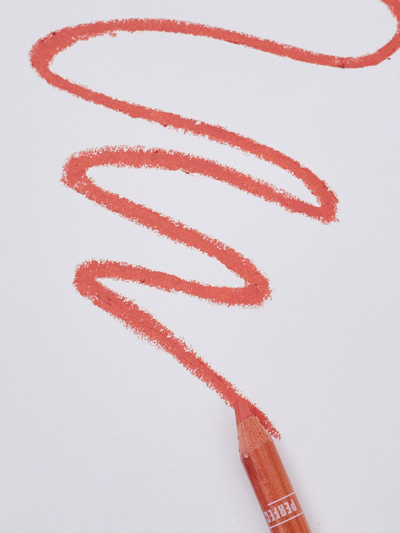 Lippenkonturenstift in der Farbe Rosy