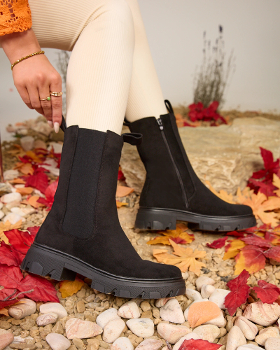 Royalfashion Schwarze hohe Damenstiefel mit flachem Absatz Sevetta