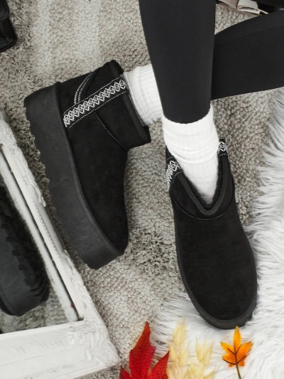 Kurze Damenstiefel a'la Schneestiefel Althea