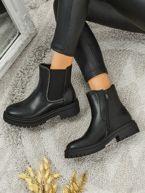 Ботильйони зі штучної шкіри з цирконами Novira