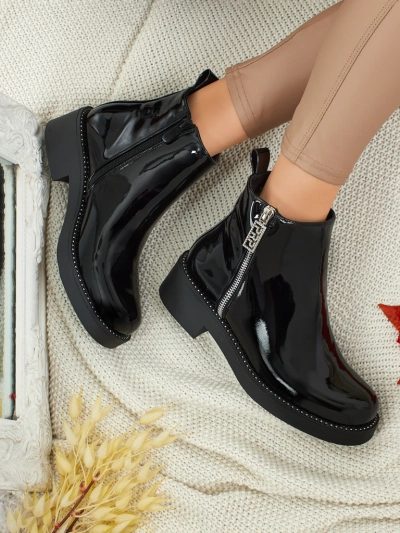 Lackierte Damenstiefeletten Calvera