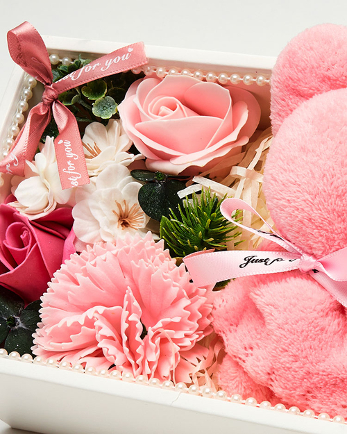 Royalfashion Flowerbox Квіти в коробці з ведмедиком