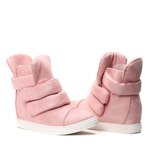 Różowe sneakersy z eko zamszu - Obuwie
