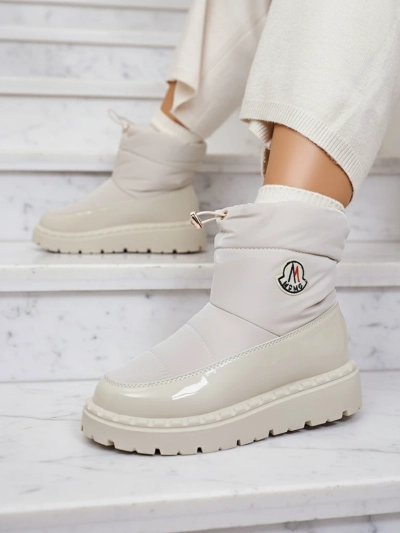 Royalfashion Damen Schlupf-Schneestiefel in Creme Farbe Ireda