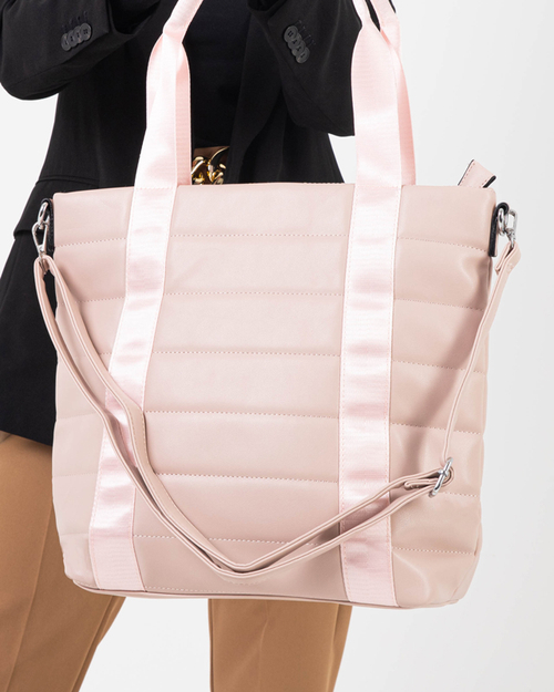 Рожева жіноча сумочка з додатковим ремінцем